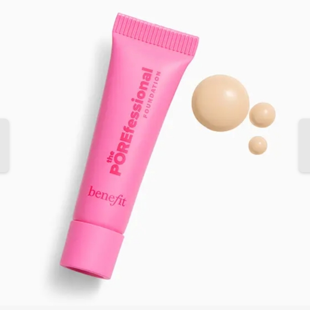4/25 bundle item. benefit The POREfessional Foundation 7N